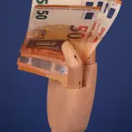 Imperia, concorso Fondazione Carige per gli studenti
