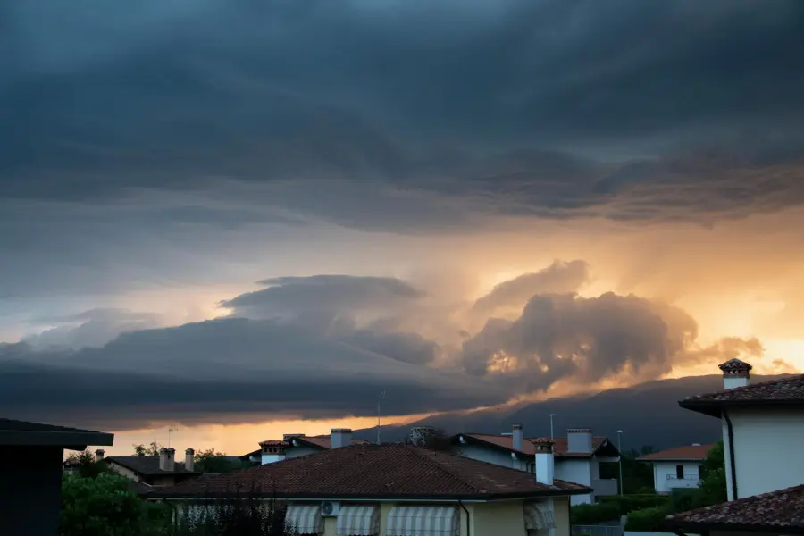 Liguria, allerta per piogge e temporali ma nessuna criticità